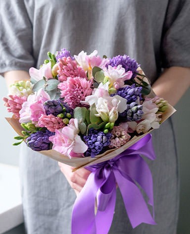 Бесплатная доставка цветов в Калининске